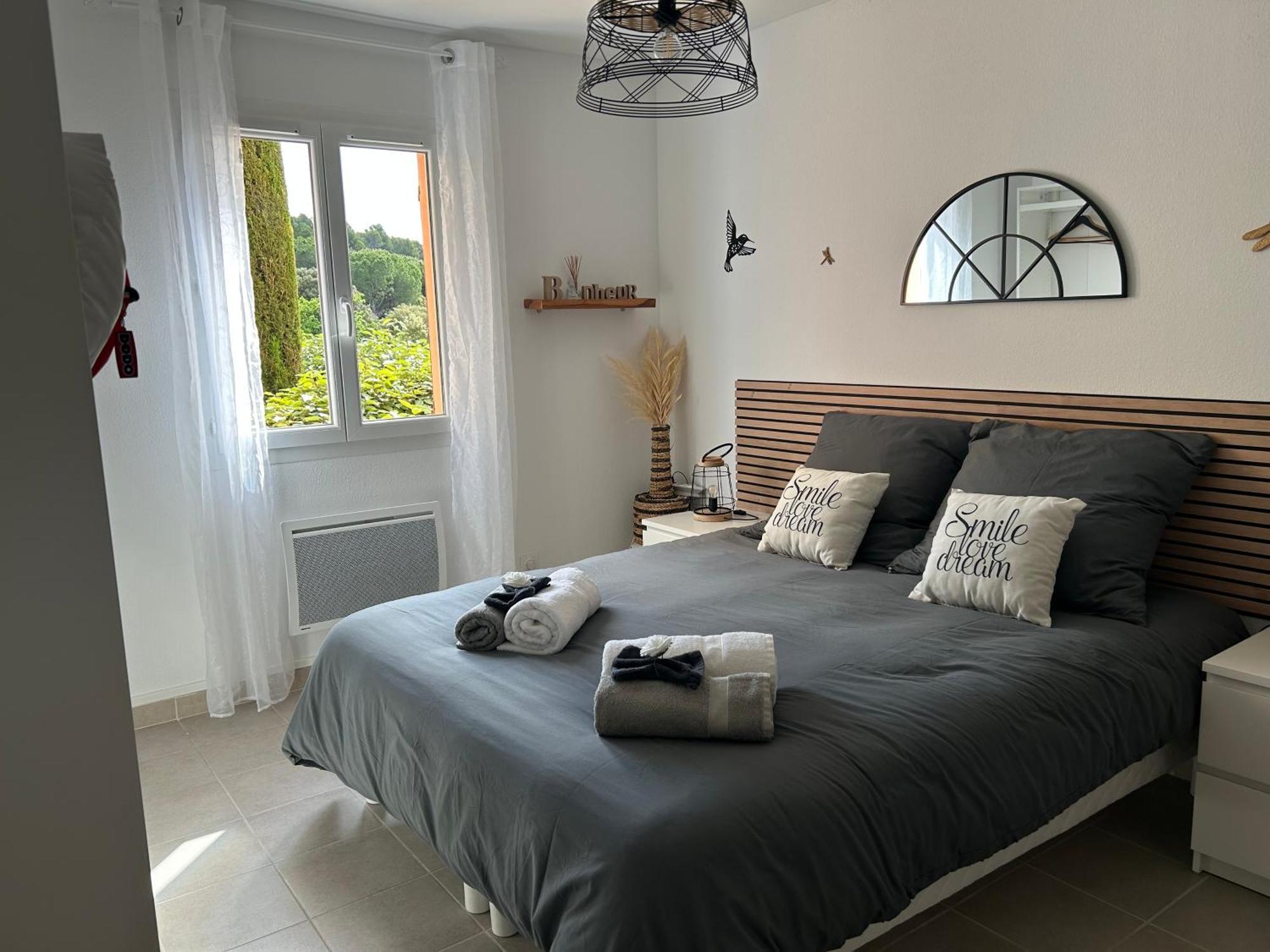 Eden En Luberon Lejlighed Roussillon en Isere Eksteriør billede